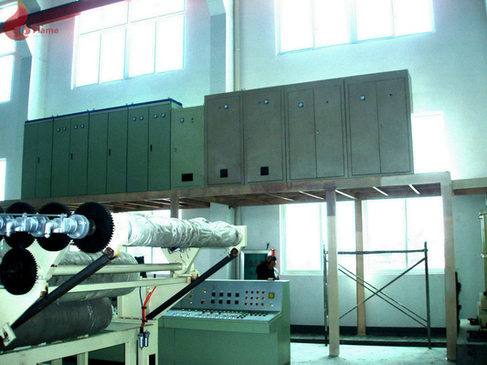 Olie die pvc-Kalendermachine 4 verwarmen Broodjes Antischuurmiddel voor het Maken van Met rubber bekleede Stof